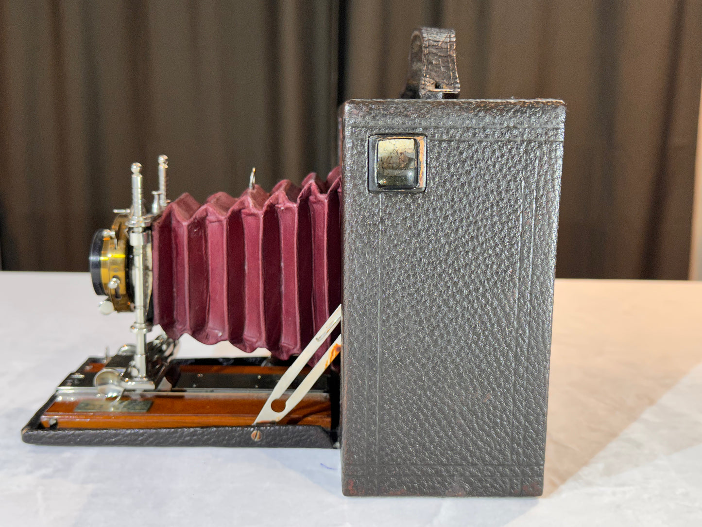 Eastman Kodak No 4 Cartridge Model E 4x5 in Folding Camera