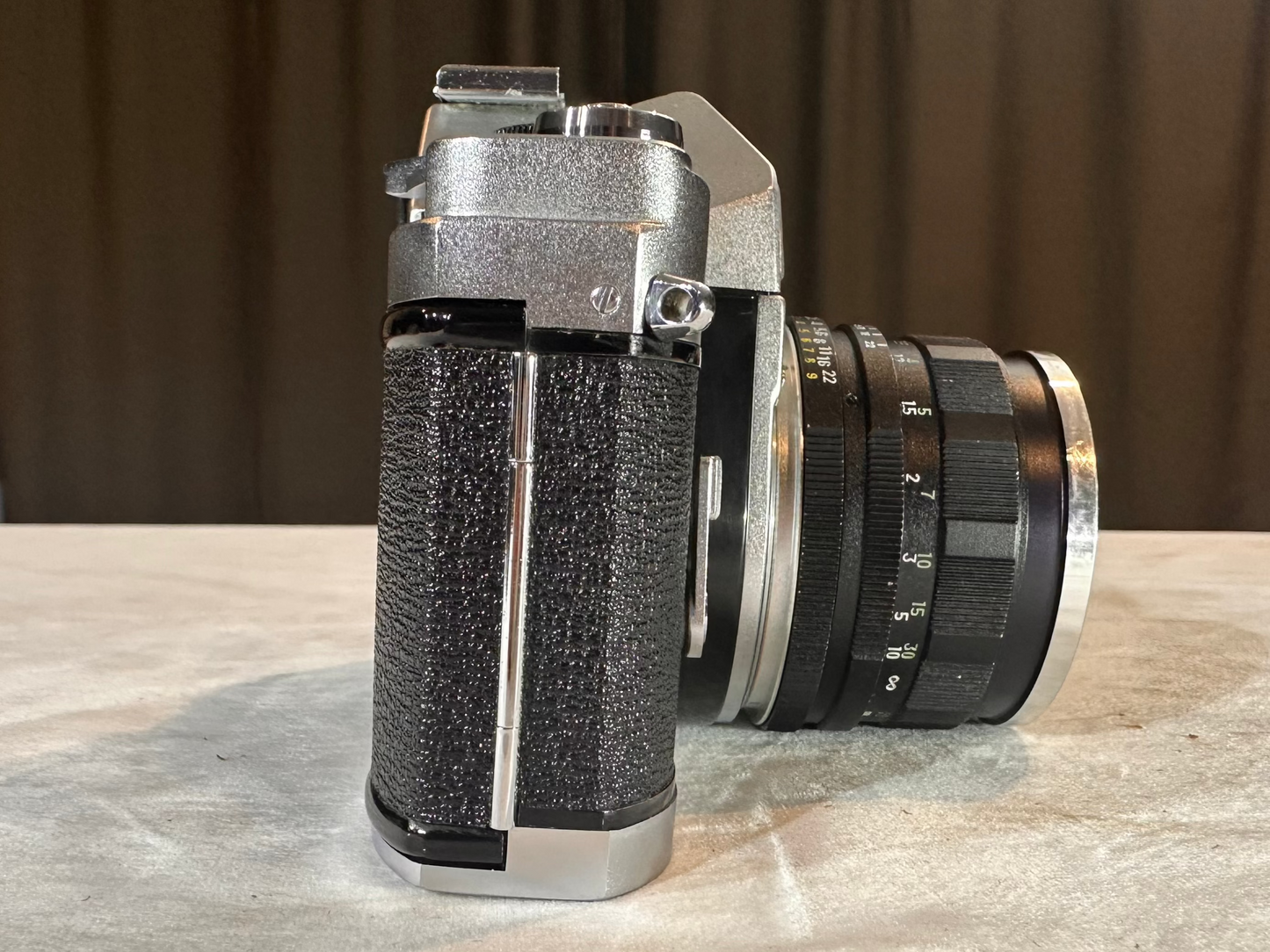 Minolta SR-2 35mm SLR Film Camera w/ Rokkor PF 55mm f/1.8 Lens – WORKING – RARE VINTAGE