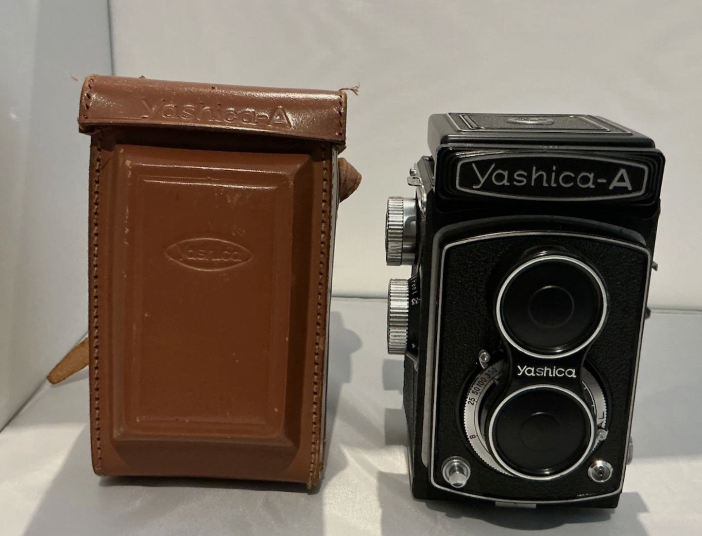 Yashica A 6x6 black Film Camera yashimar 80mm F/3.5 Lens with Case T techchoice14