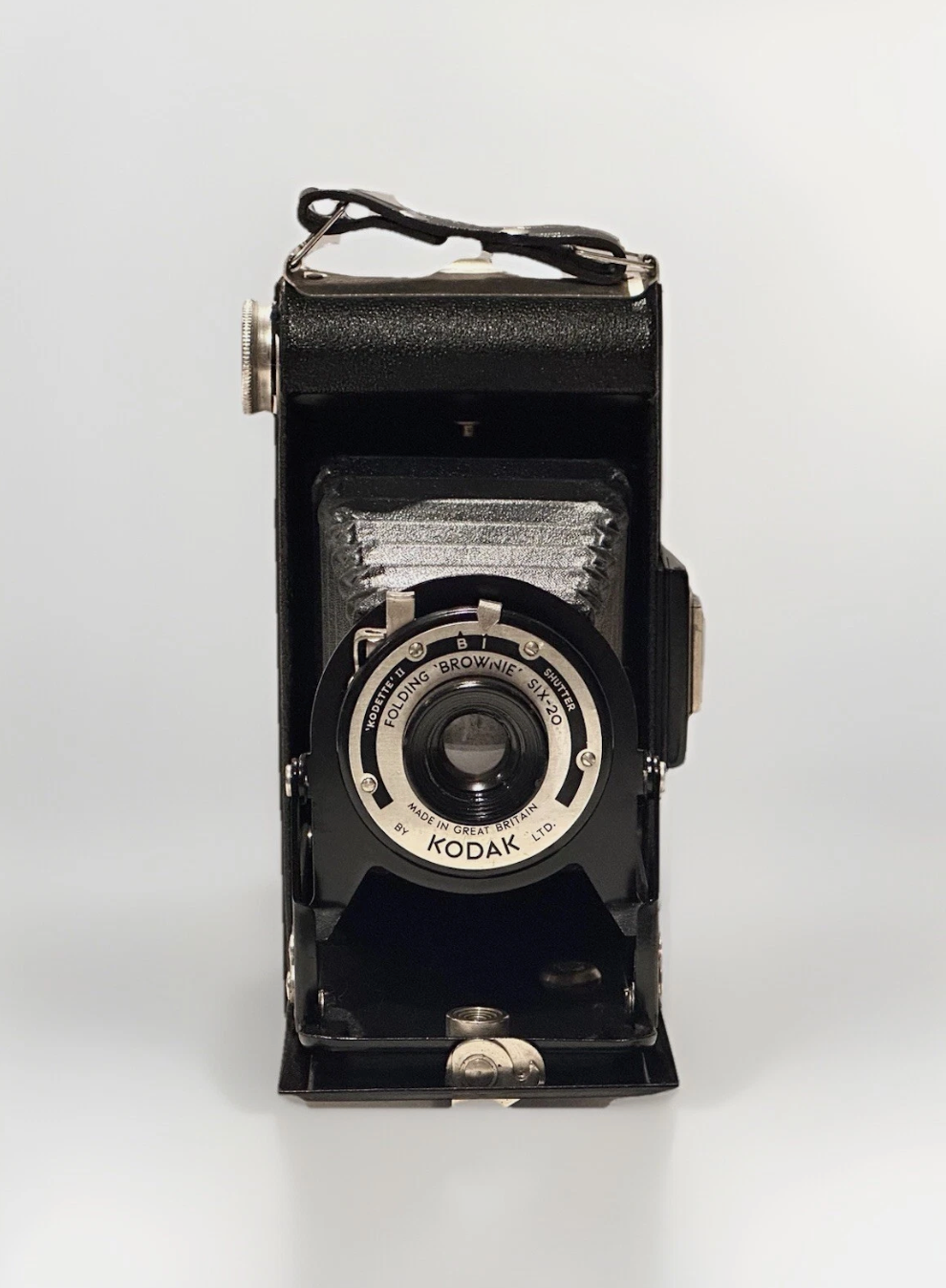 KODAK LONDON SIX-20 FOLDING BROWNIE, BOXED