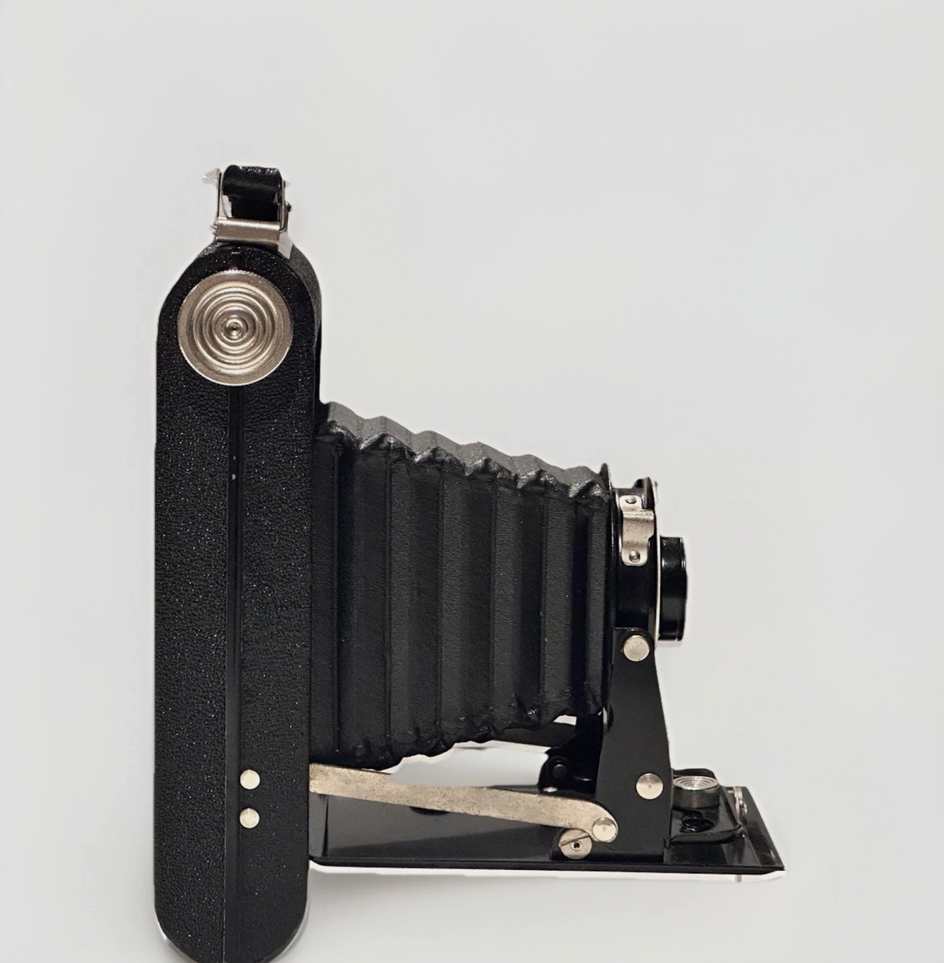 KODAK LONDON SIX-20 FOLDING BROWNIE, BOXED
